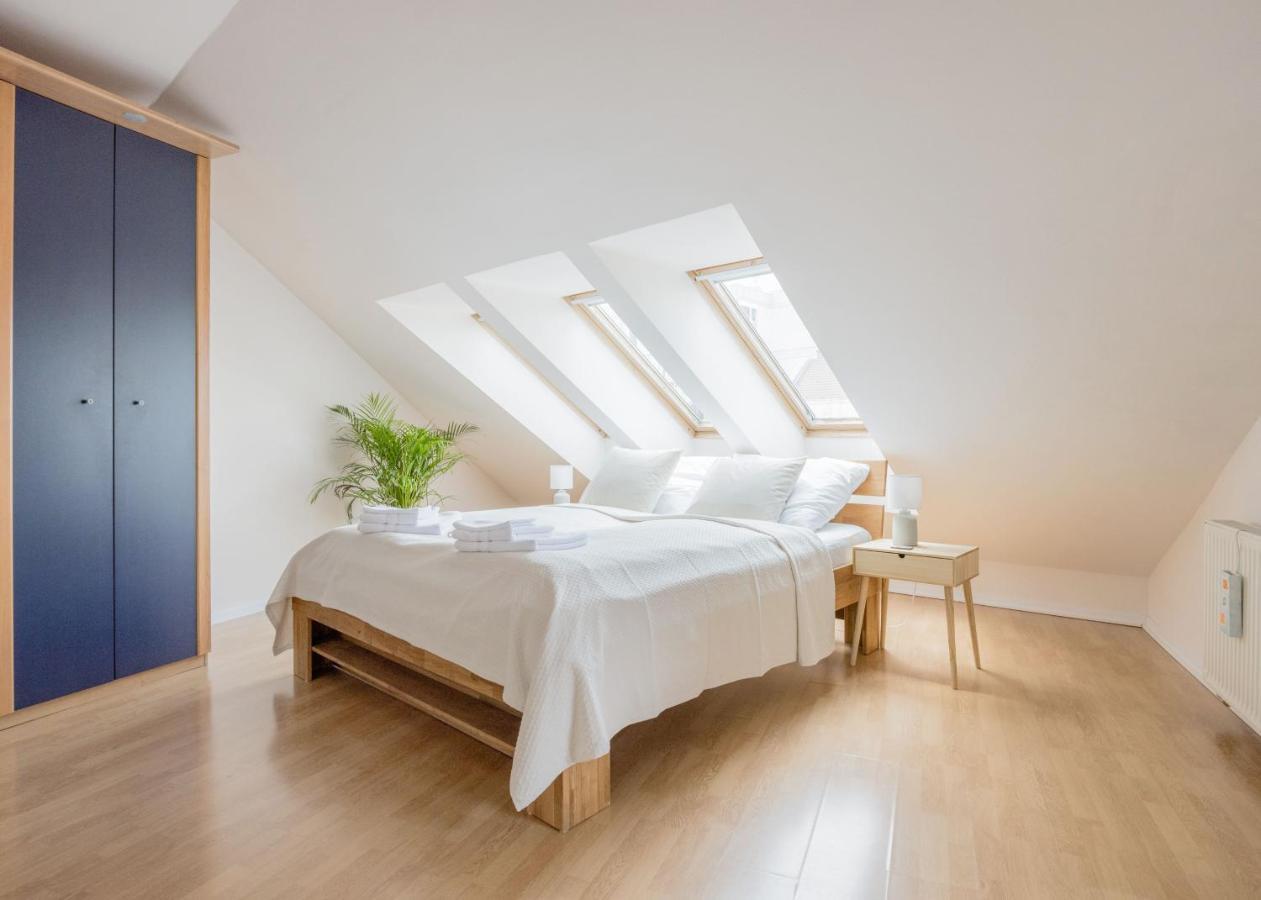 Bright And Spacious Penthouse W/ Terrace & Parking Апартаменти